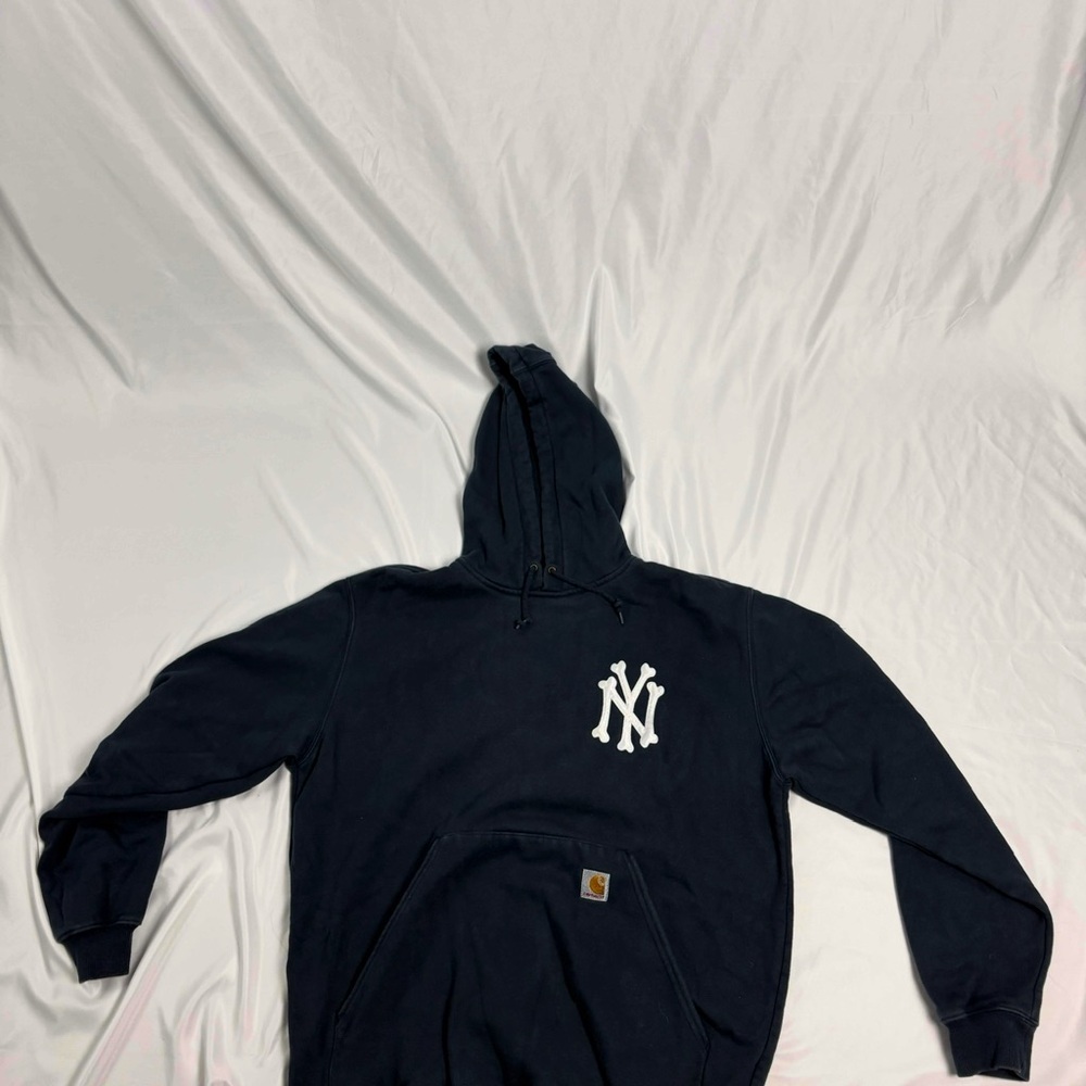 Carhartt Black Sweater Classic Style